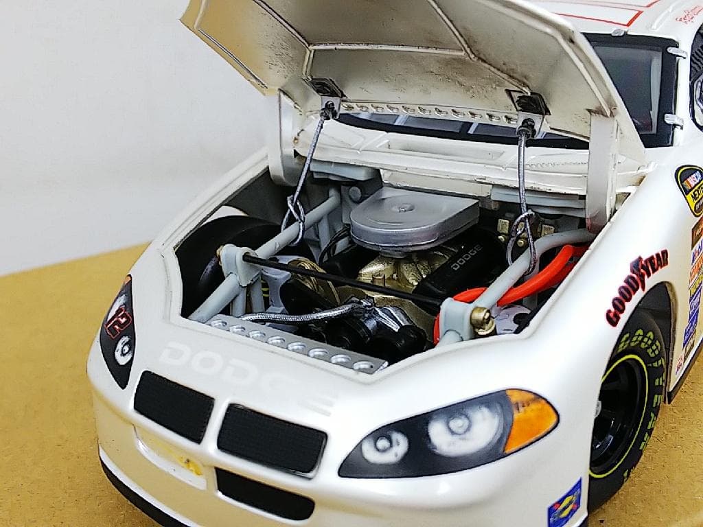 TeamCaliber 1/24 ライアン・ニューマン ペンスケレーシングカー