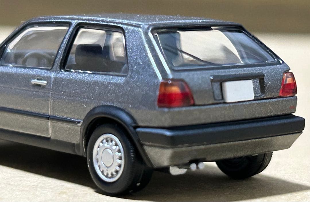 トミカリミテッドヴィンテージネオ フォルクスワーゲン ゴルフⅡ グレー