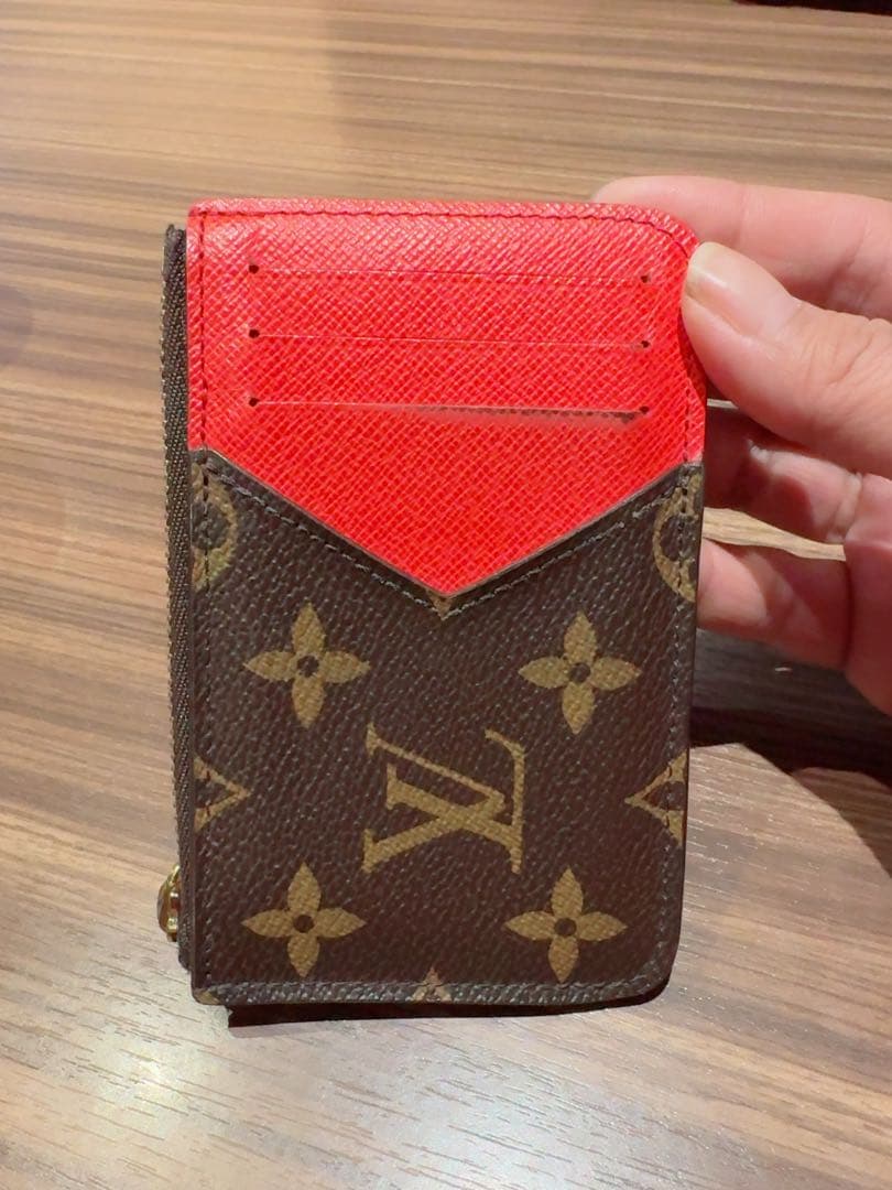 ルイヴィトン ポルトカルト・ロミー ケース 訳あり‼️激安出品‼️【正規品】