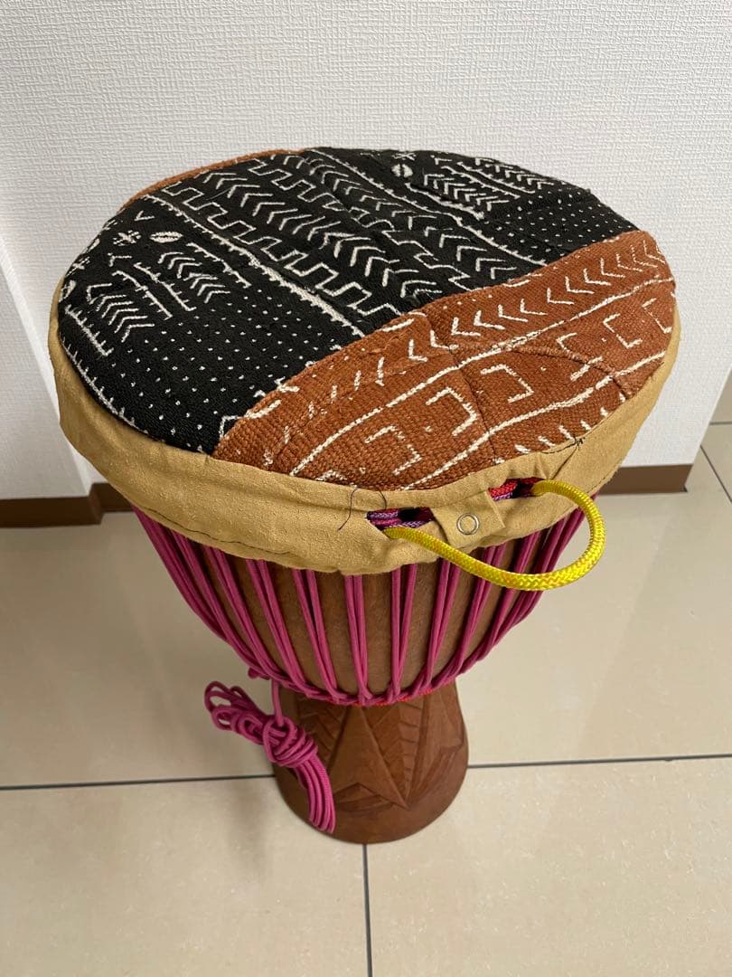 美品・大型・重低音】ジャンベ／ジェンベアフリカ打面径約33cm