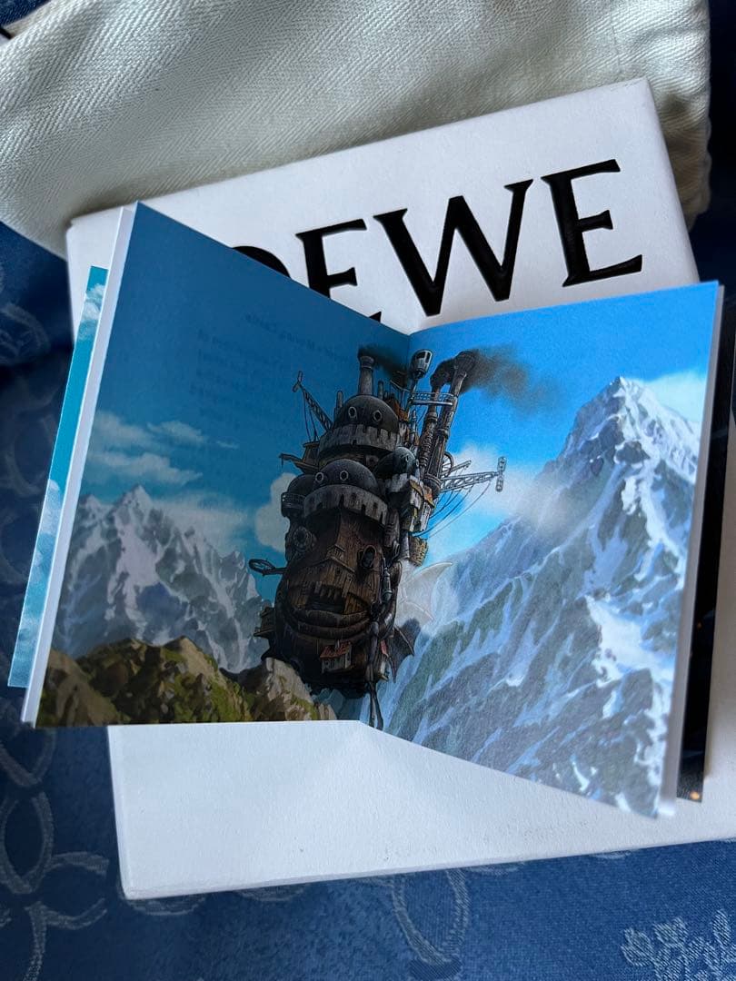 LOEWE ロエベ　ジブリ　ハウルの動く城　カードホルダー　マルクル