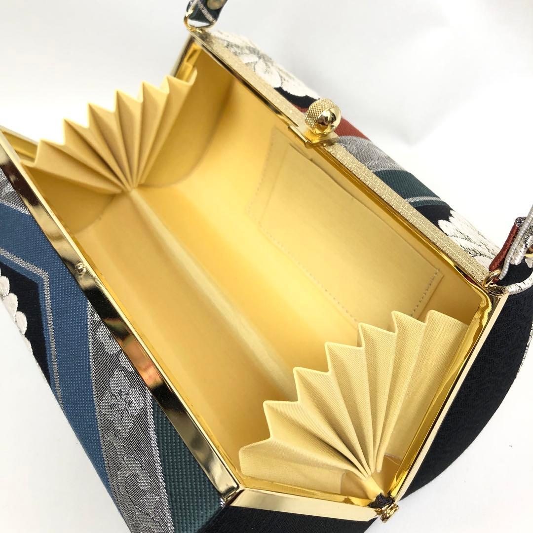 美品 帯地使用 銀糸 和装用バッグ