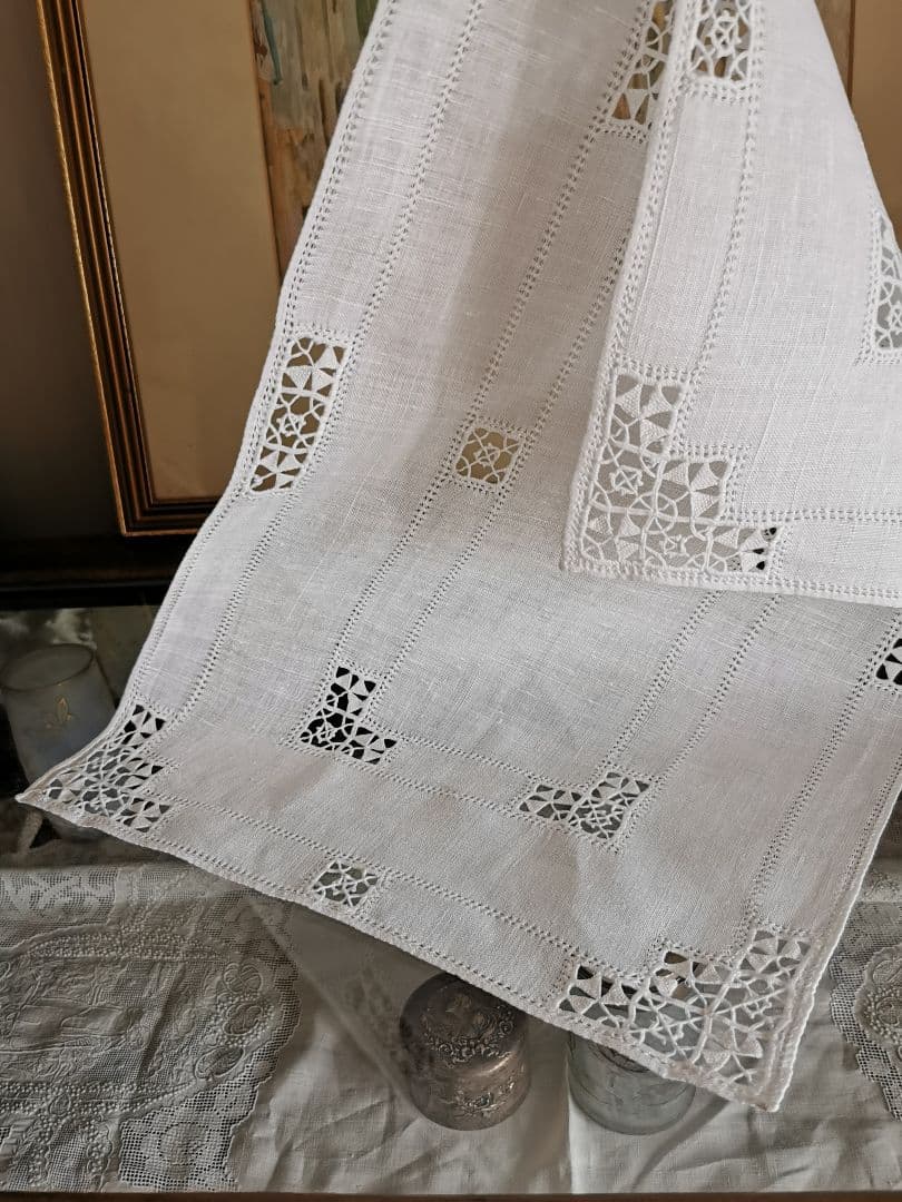 アンティーク ポワンドベニス オープンワーク水色刺繍 超大判クロス