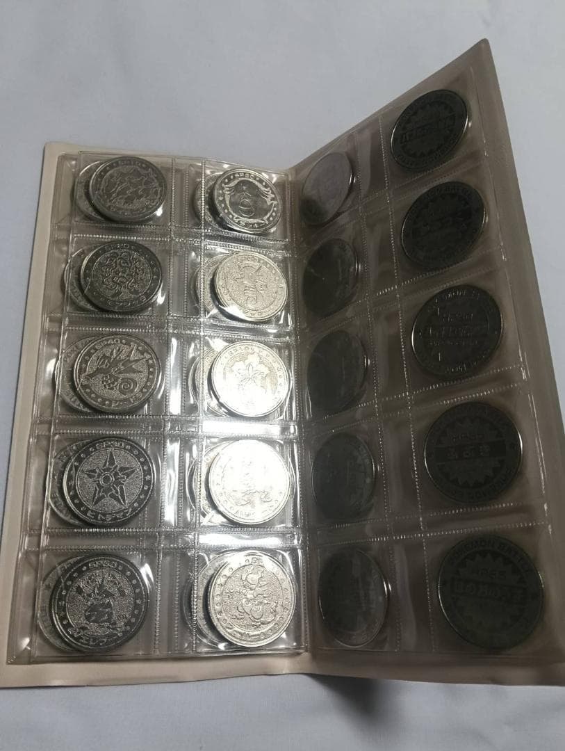 ポケモン メタル　フォルダ　40枚　明治　meiji オレンジ30