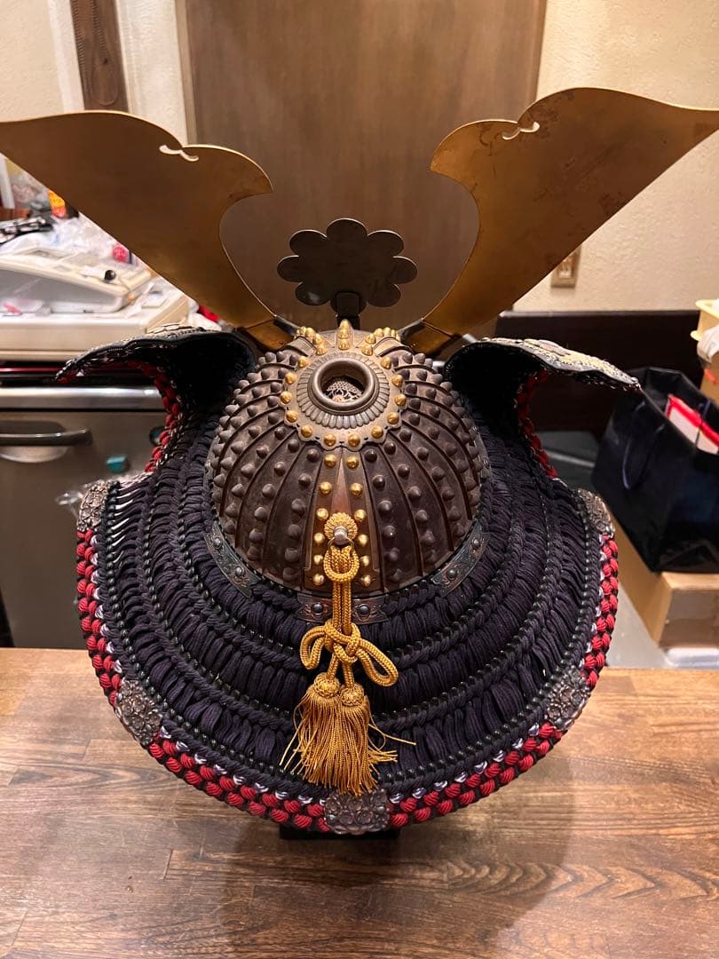 2代目・人形屋市川豊玉の作品::兜と面頬 - メルカリ