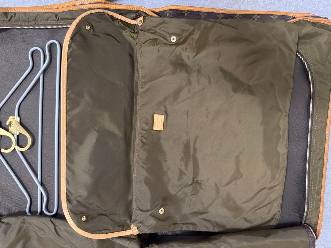 LOUIS VUITTON ルイ・ヴィトン ガーメントバッグ モノグラム
