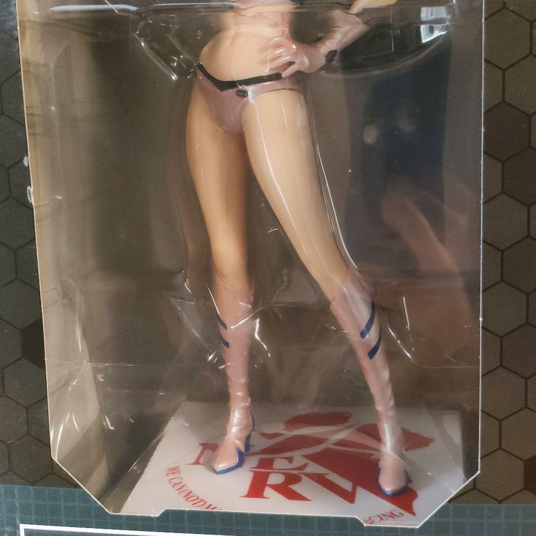 ◎エヴァンゲリオンレーシング プレミアムフィギュア レイ＆マリ セット