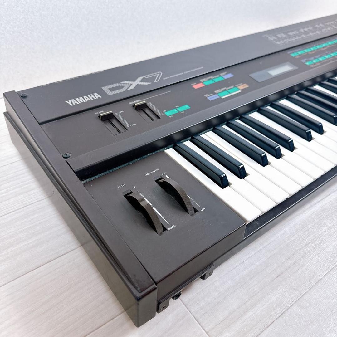 YAMAHA ヤマハ シンセサイザー DX7 通電確認済み YAMAHA ヤマハ□DX7