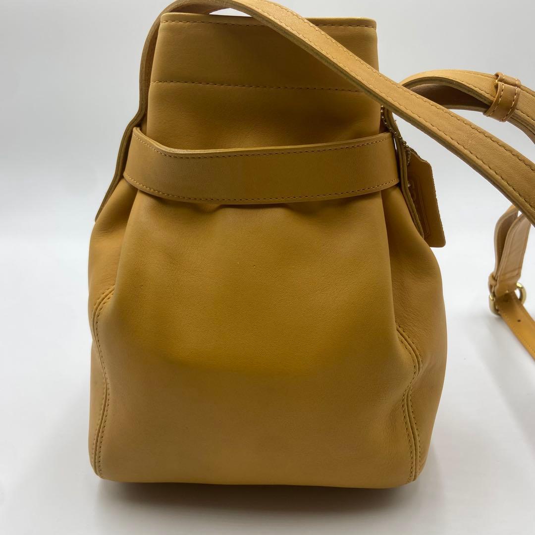 極美品　オールドコーチ　ショルダーバッグ　ベルテッド　レザー　イエロー