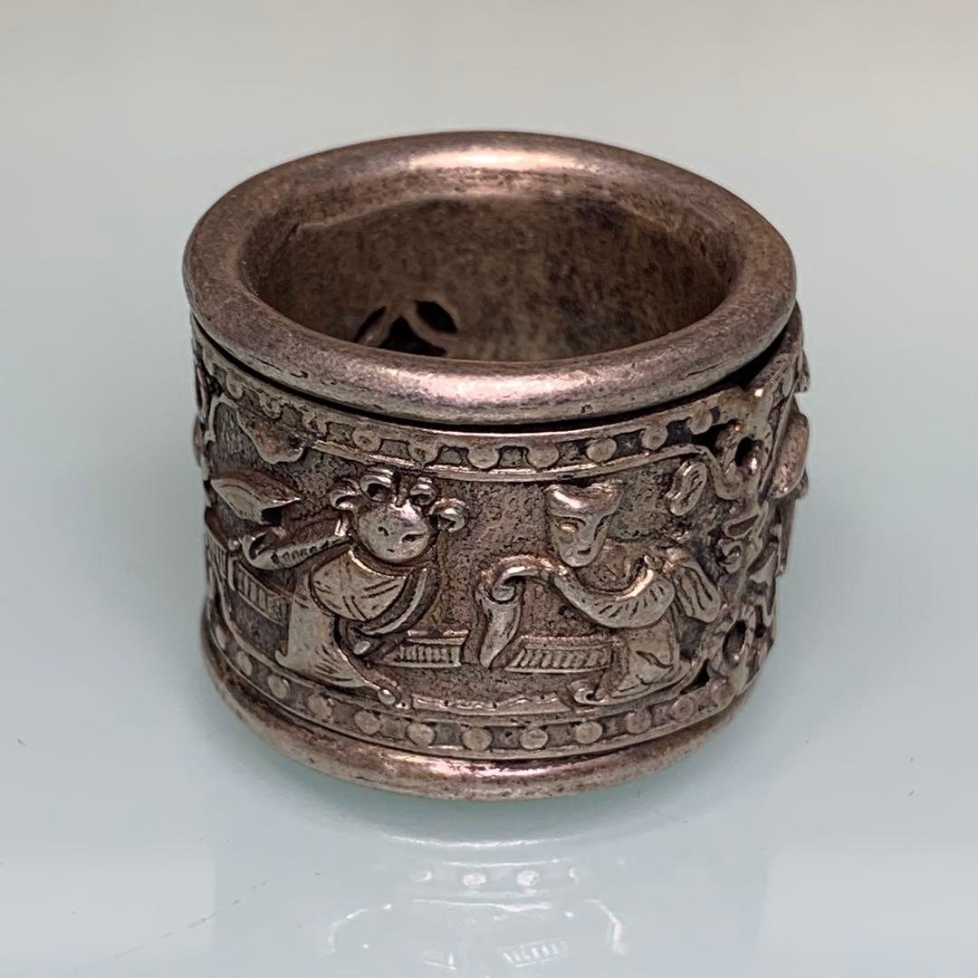 翡翠原石ミャンマー 鉱物石コレクション品一面カット10kチョイ高さ約