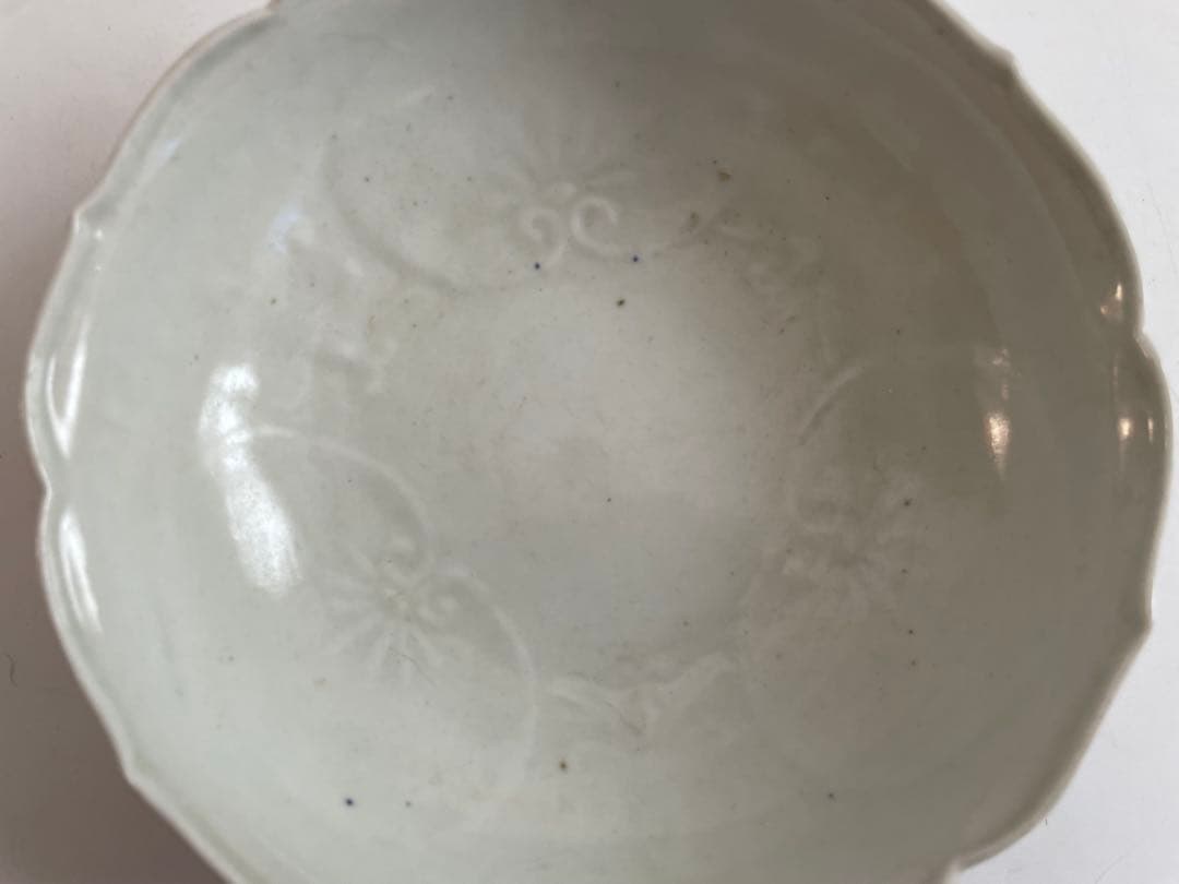 骨董 アンティーク 古伊万里 白磁 陽刻 膾皿 深皿 鉢