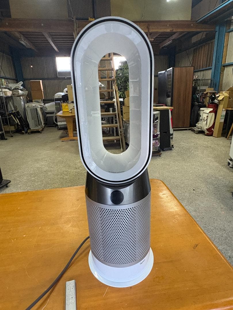Dyson Pure Hot+Cool HP04 空気清浄機能付ファンヒーター