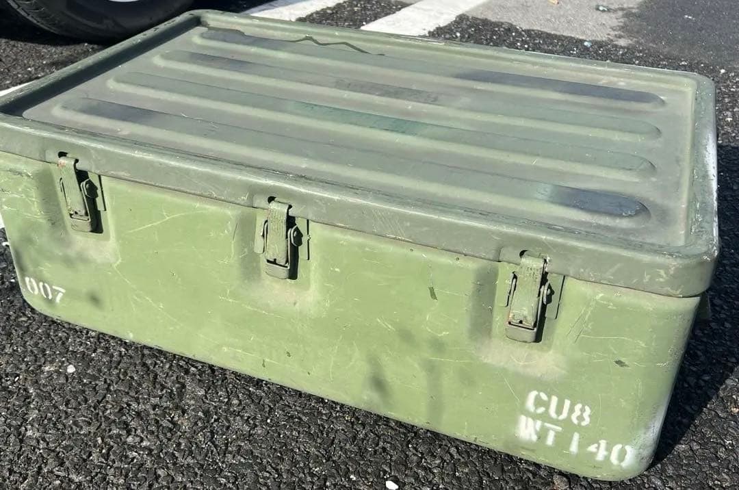 米軍放出品　美品　ベトナム戦争　車載コンテナ　大型収納ボックス