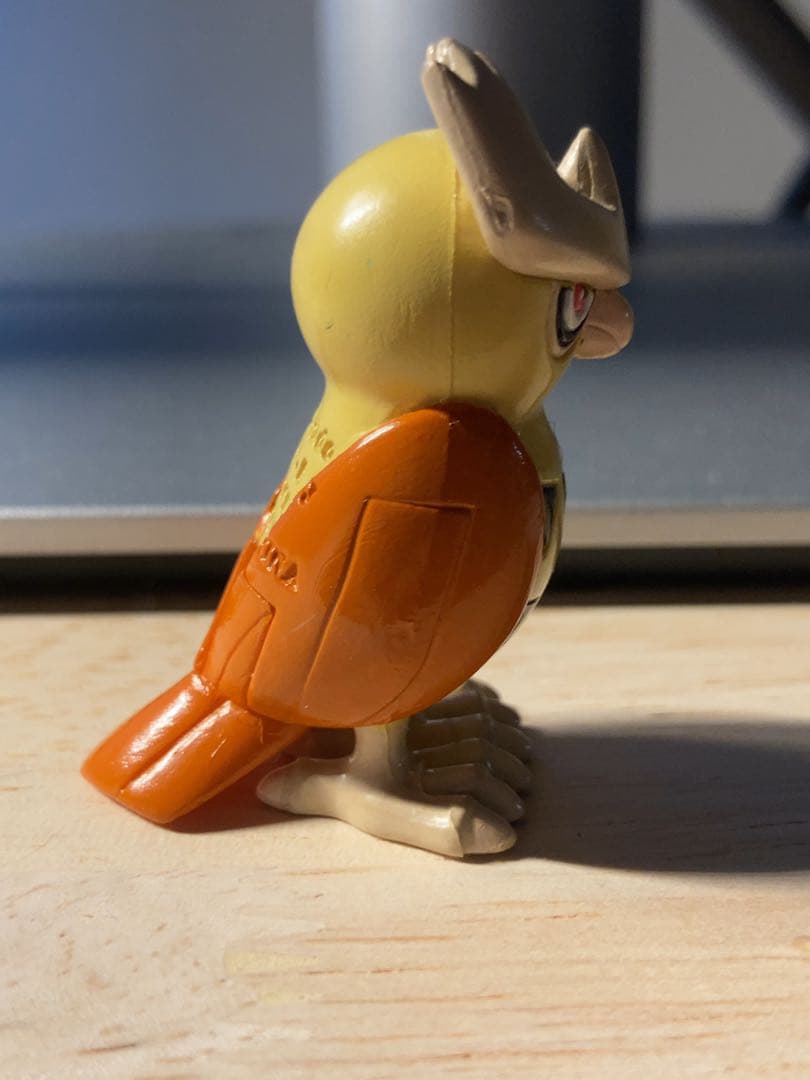 モンコレ ヨルノズク 色違い オンライン ストア