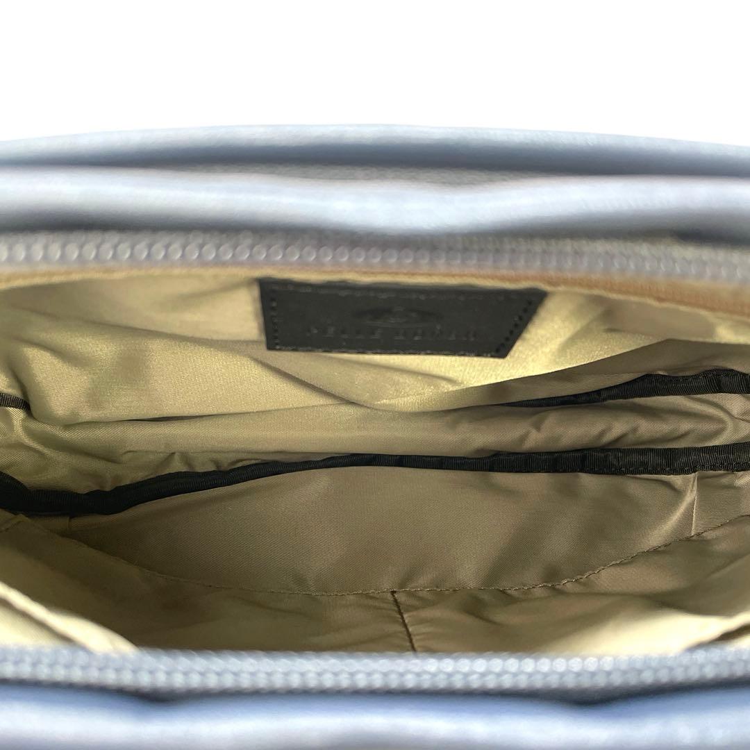 ペレボルサ ショルダーバッグ チアーズ PELLE BORSA ネイビー