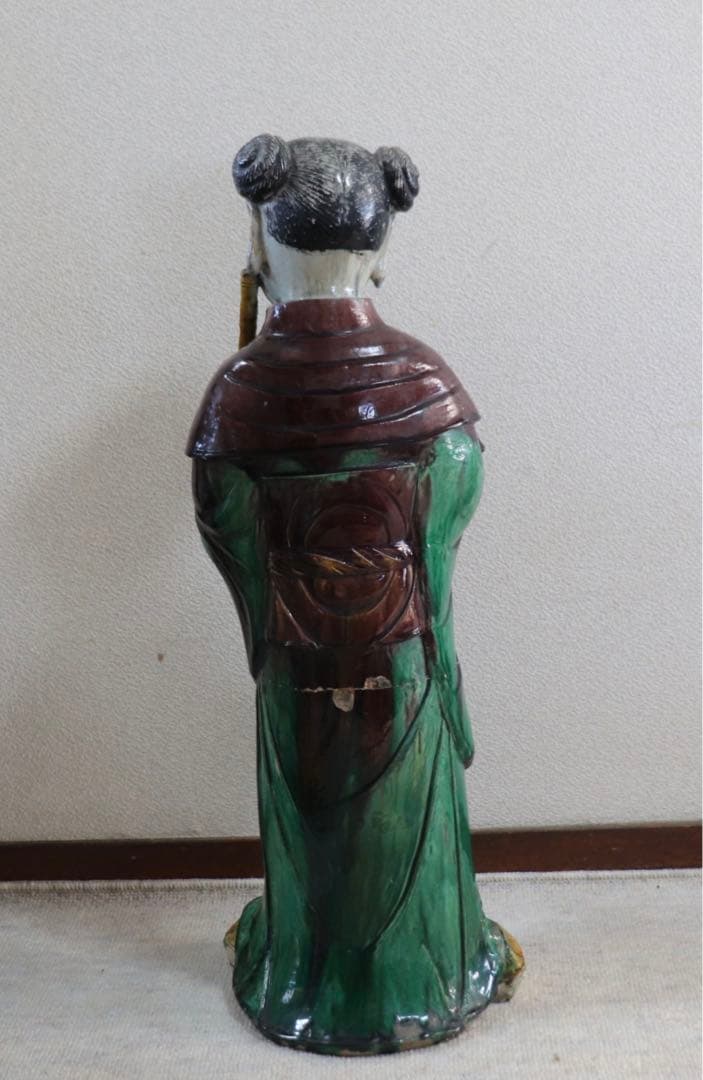 中国　清時代初期　三彩持笛少女像　アンティーク　送料込み0207