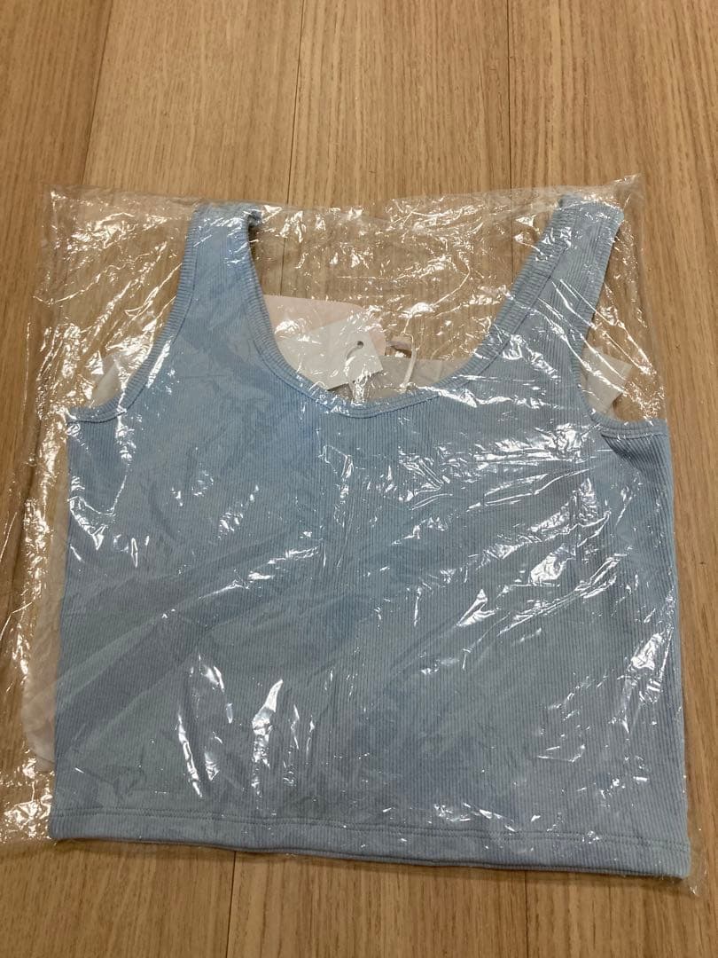 未開封　即日発送　Darich ジュエリーリブノースリトップス