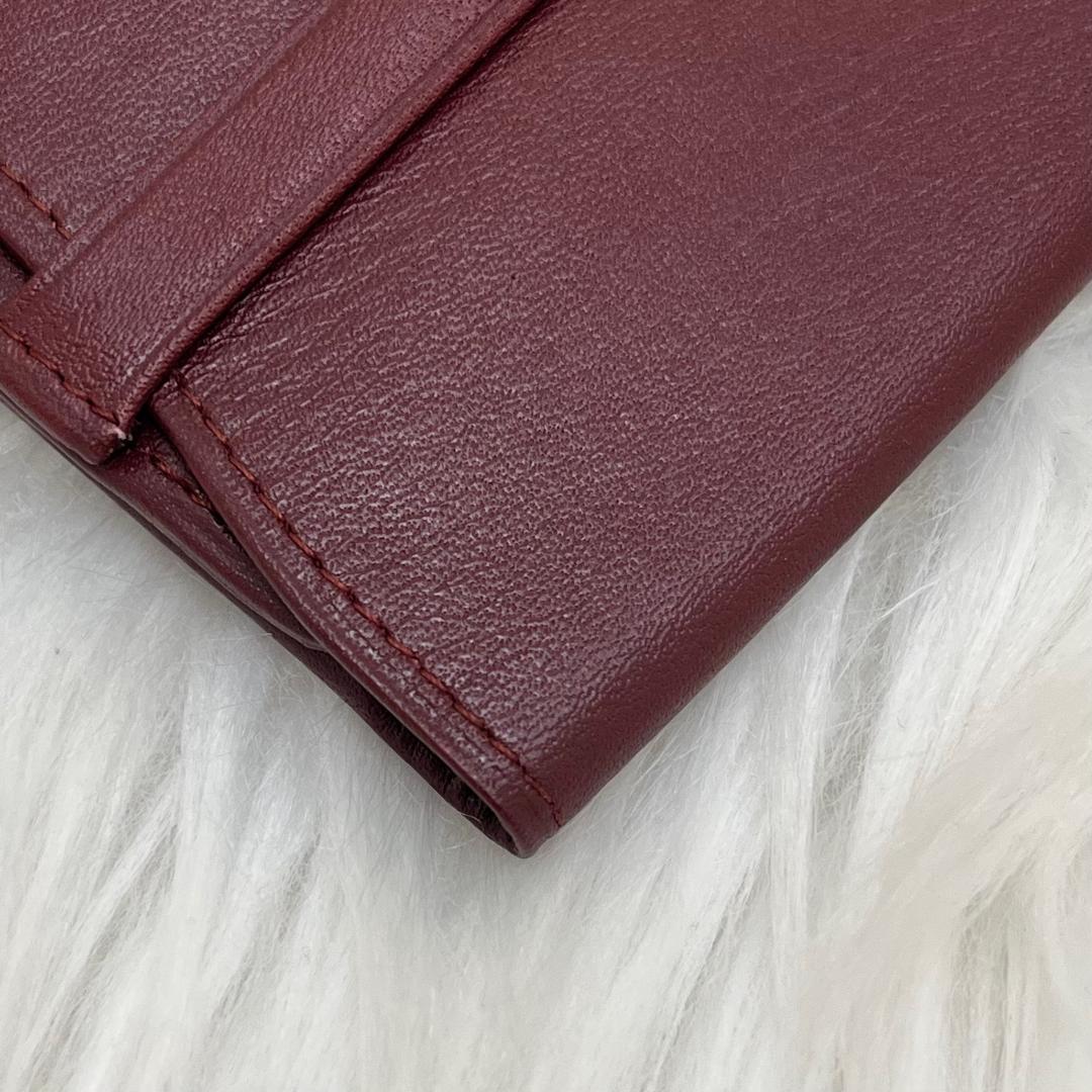 未使用級✨カルティエ　Cartier 三つ折り財布 マストライン　レザー
