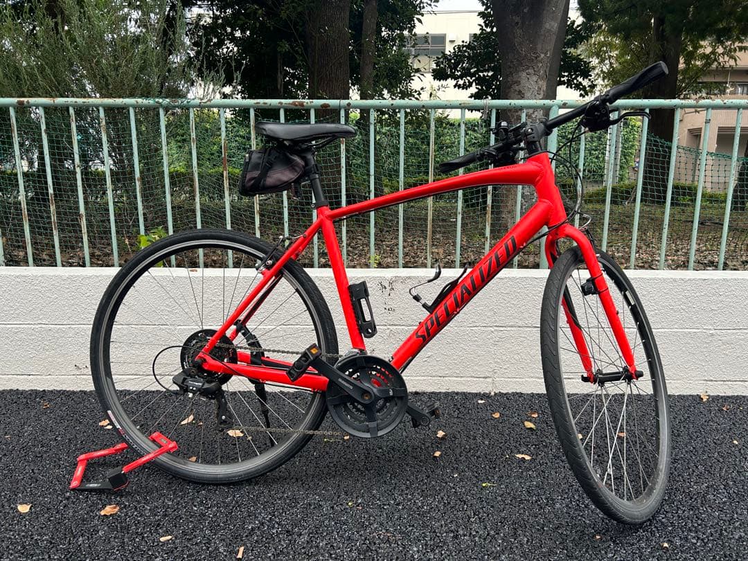 【たっきー】SPECIALIZED SIRRUS クロスバイク
