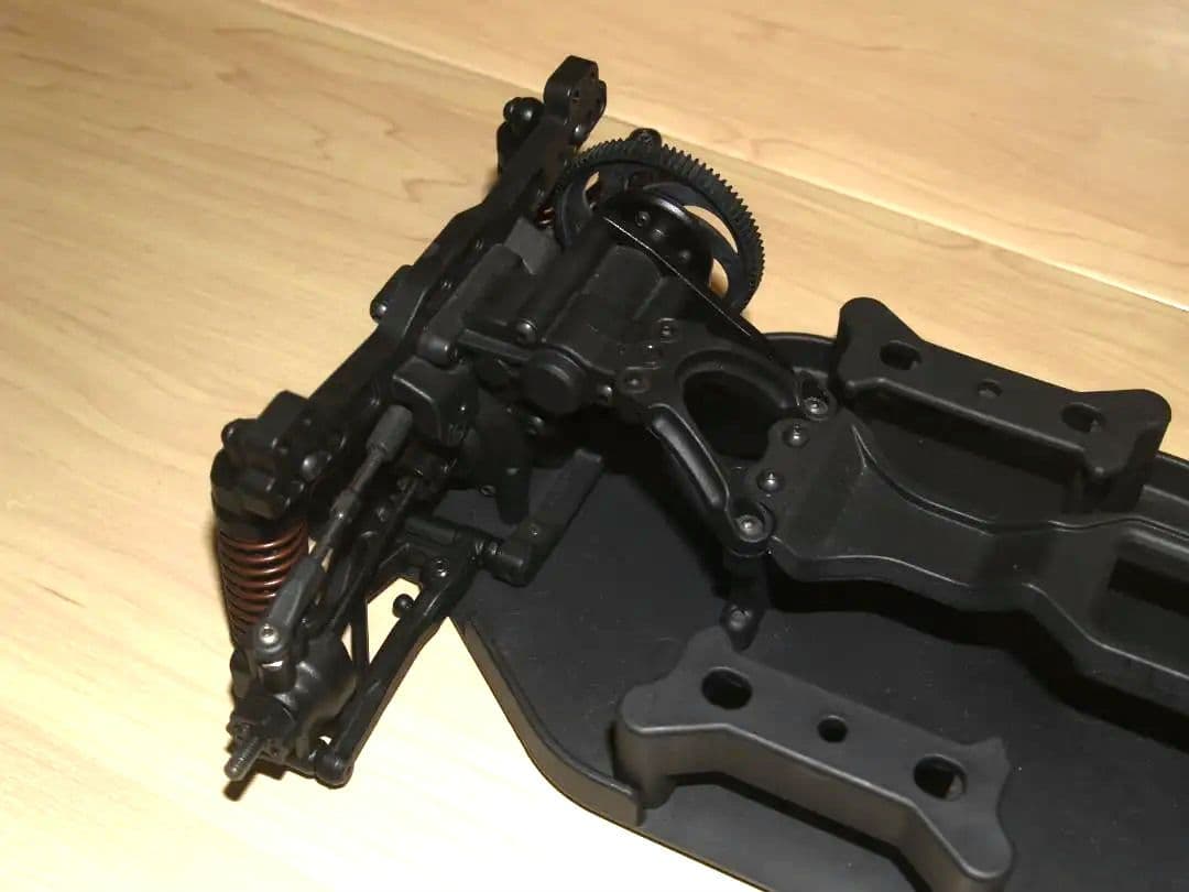 ヨコモ YD-2 シャーシ 　Eへの改造パーツとジャイロ付き