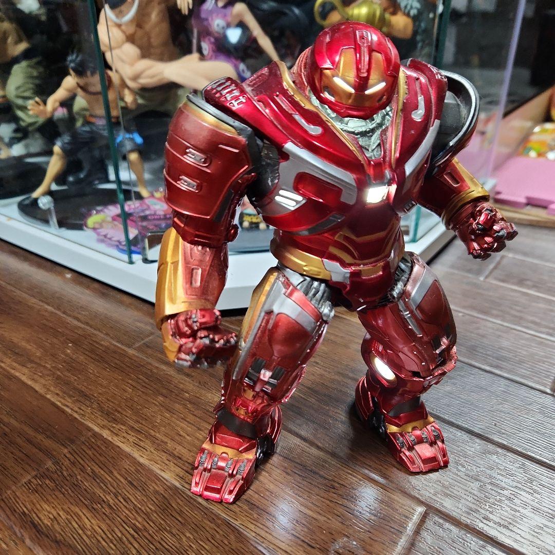 アイアンマン ハルクバスター フィギュア