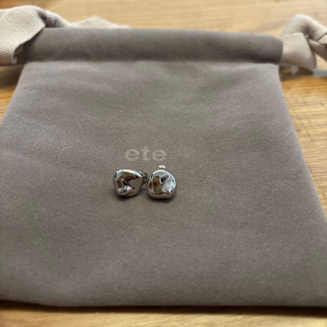 ete ビーンズ ピアスシルバー レディース