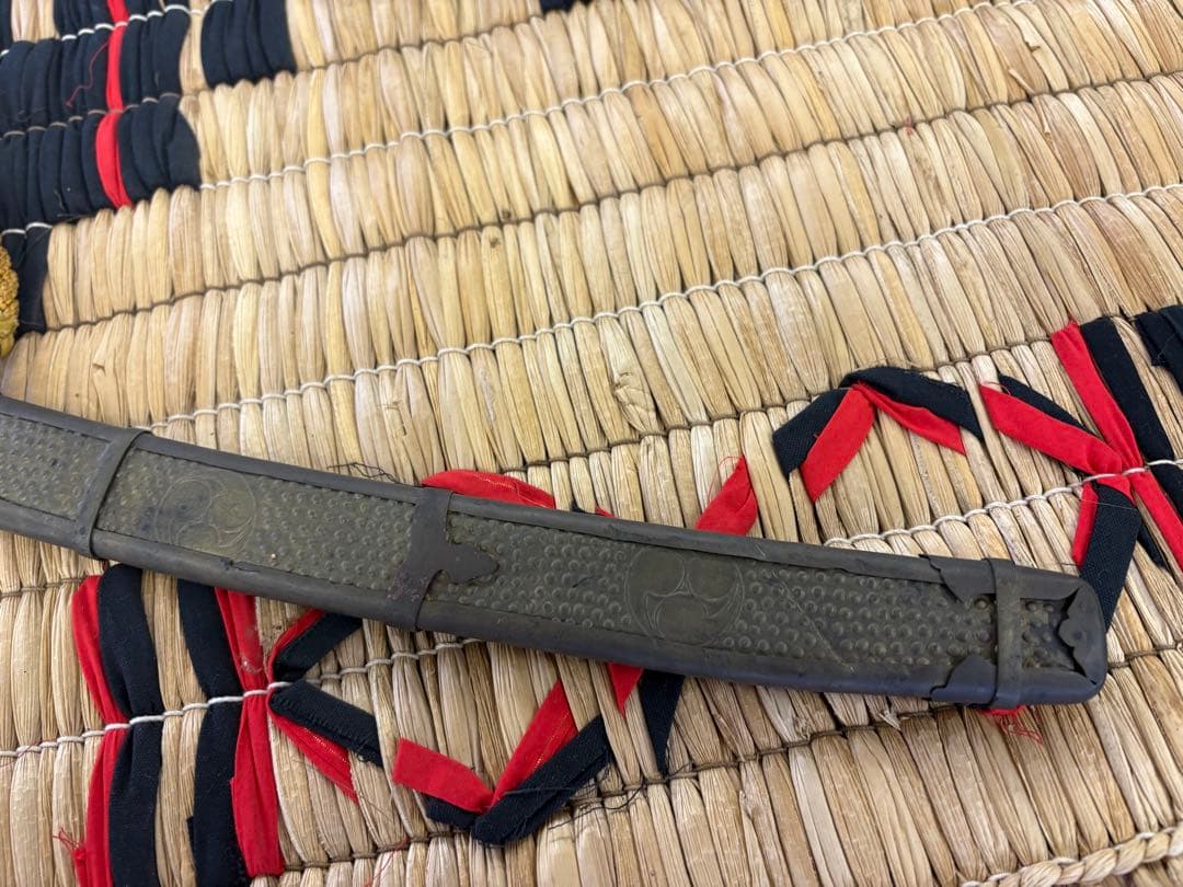 アイヌ　タンネプイコロ　覆輪太刀　刀装具　太刀拵　イコロ　エムシ　三ツ巴紋　竹光
