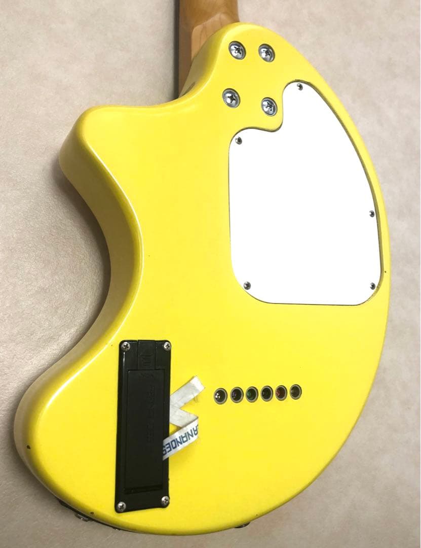 【美品】ZO-3 イエロー アンプ内蔵ミニギター ヘッドフォン端子付