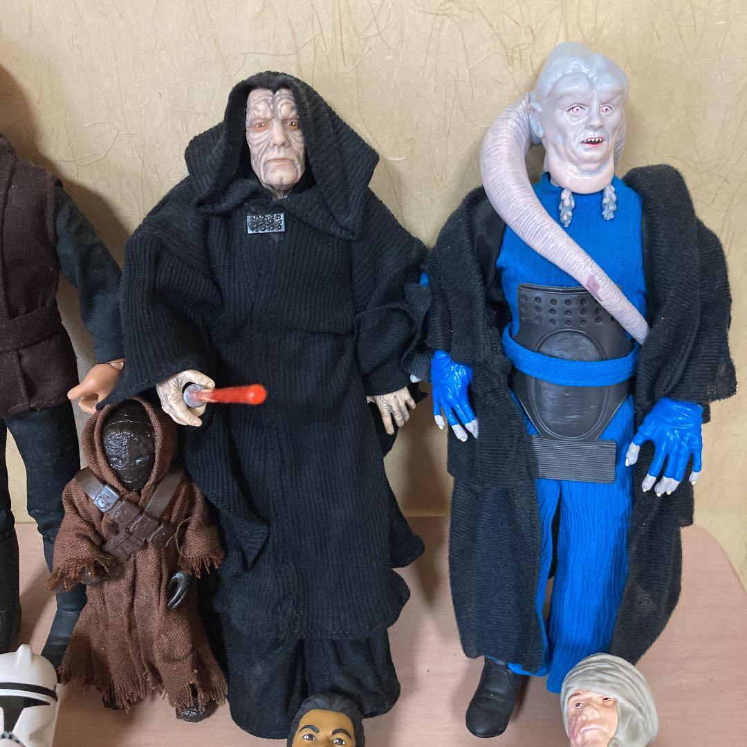 【めちゃ得】スターウォーズ　30センチ大フィギュア10体＋小1体＋武器色々セット