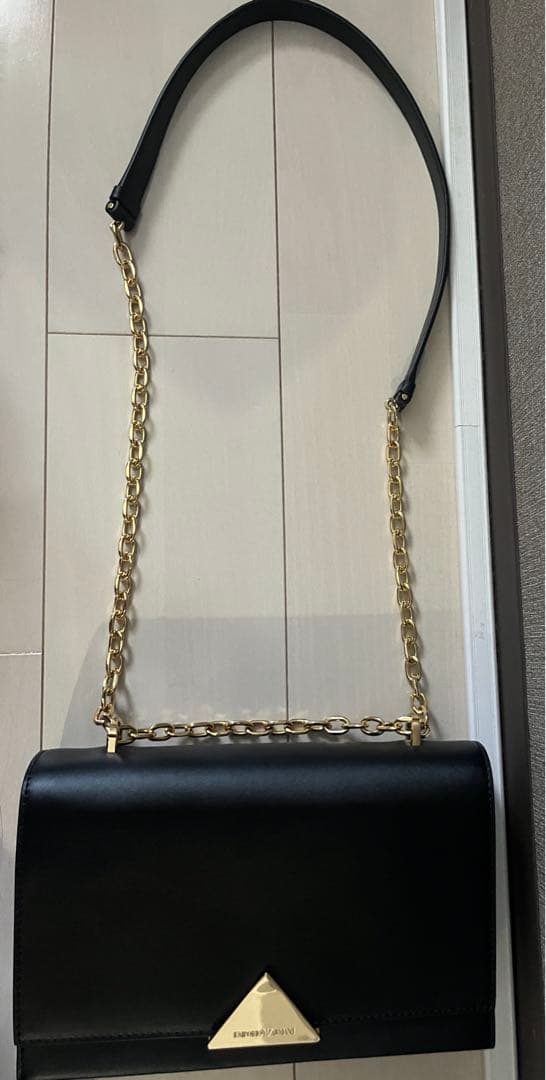 【新品未使用正規品】エンポリオアルマーニ ショルダーバッグ 黒