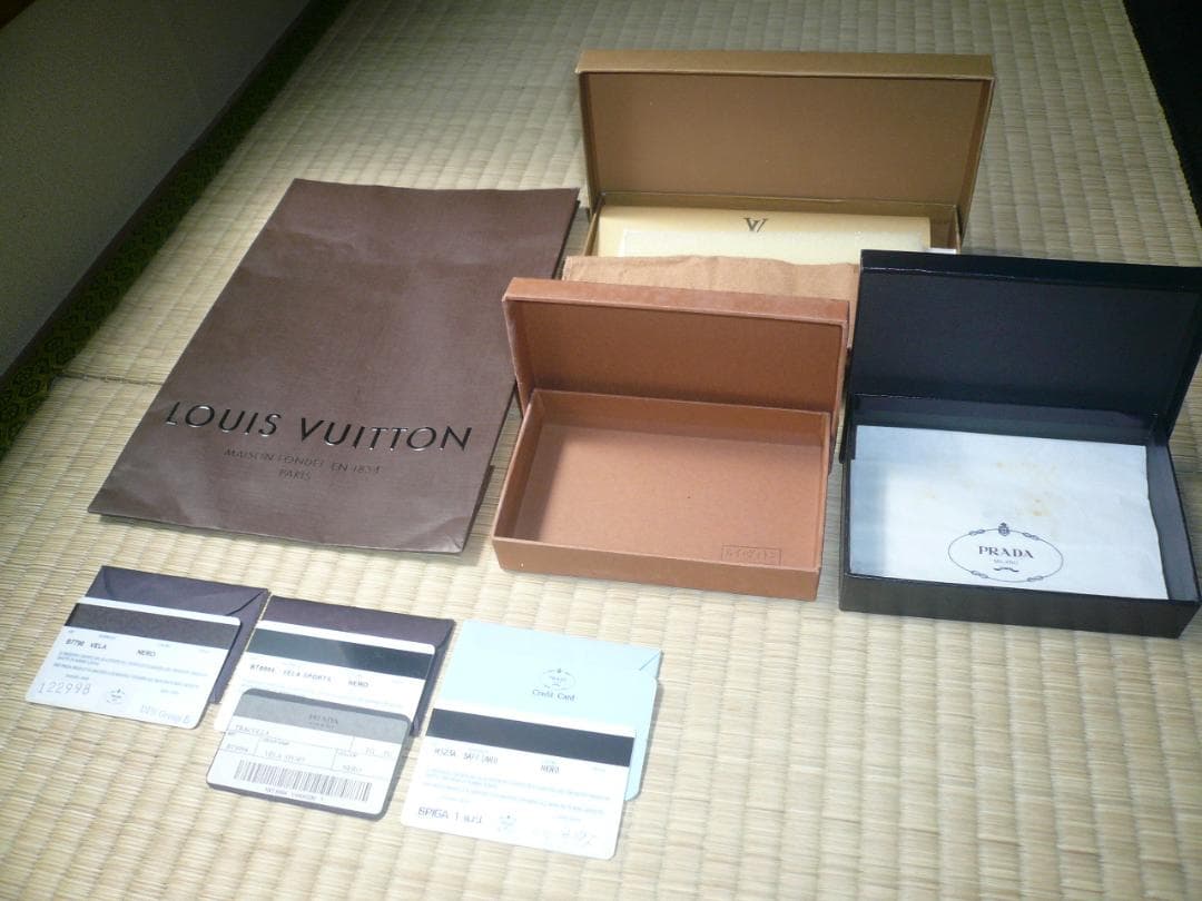 ルイヴィトン＆PRADA】 空箱 収納袋 ショップ袋 手さげ袋 カード3枚