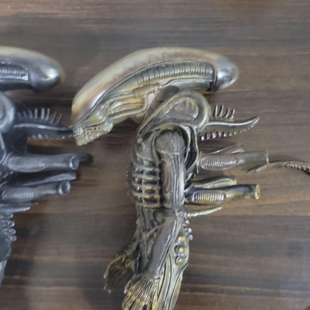 エイリアン ダークイエローVer. エイリアン フィギュア　2体セット