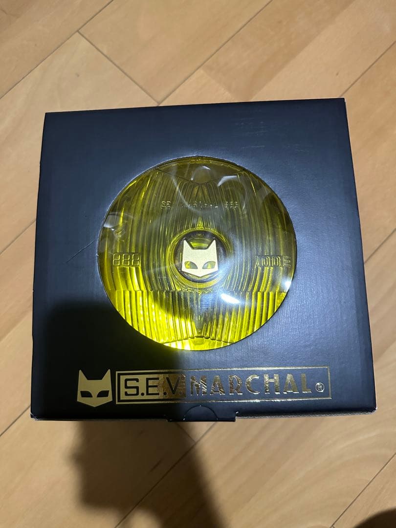 新品未使用 マーシャル 889 ホワイト180π ヘッドライト cbx400f