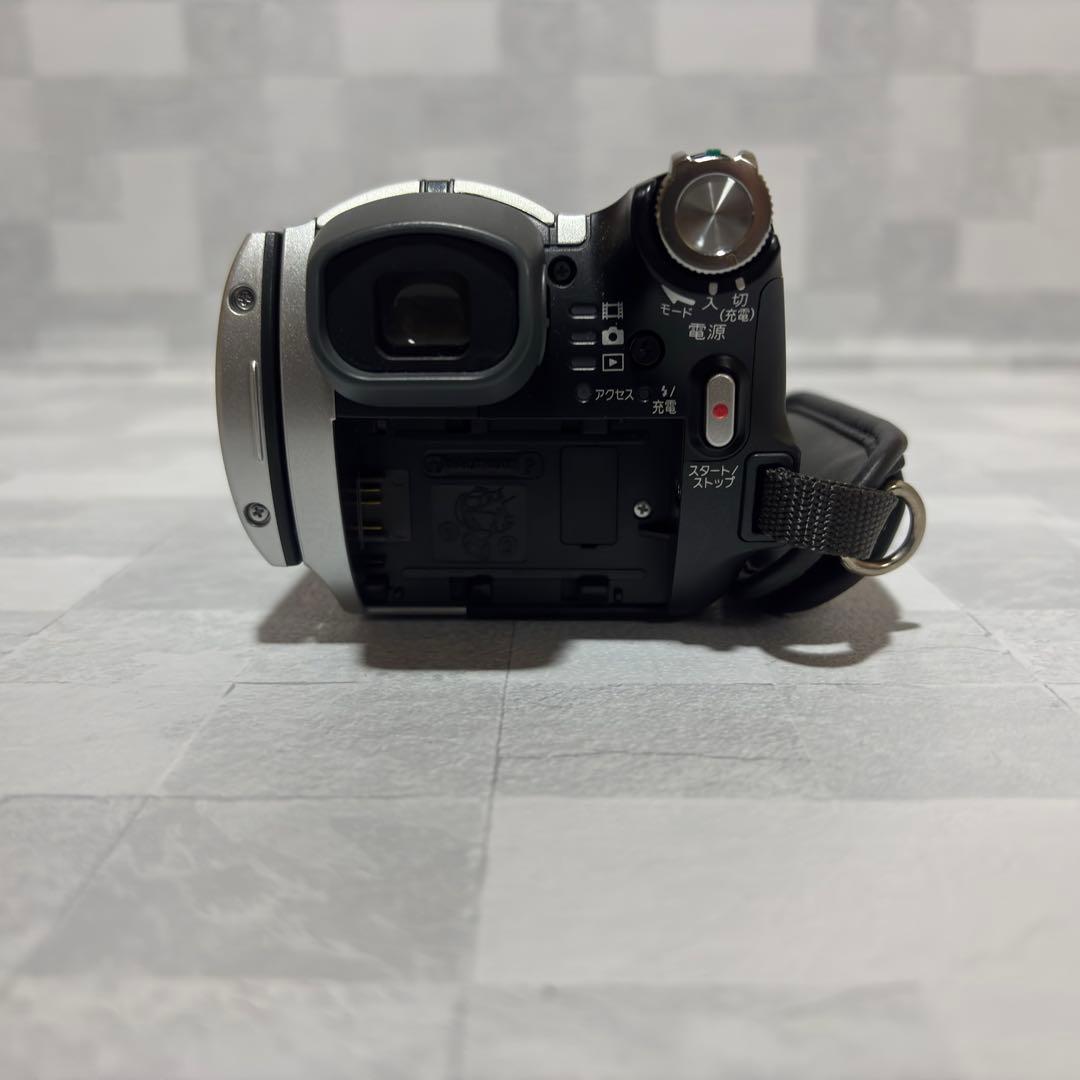 C1085 SONY ハンディカム DCR SR100