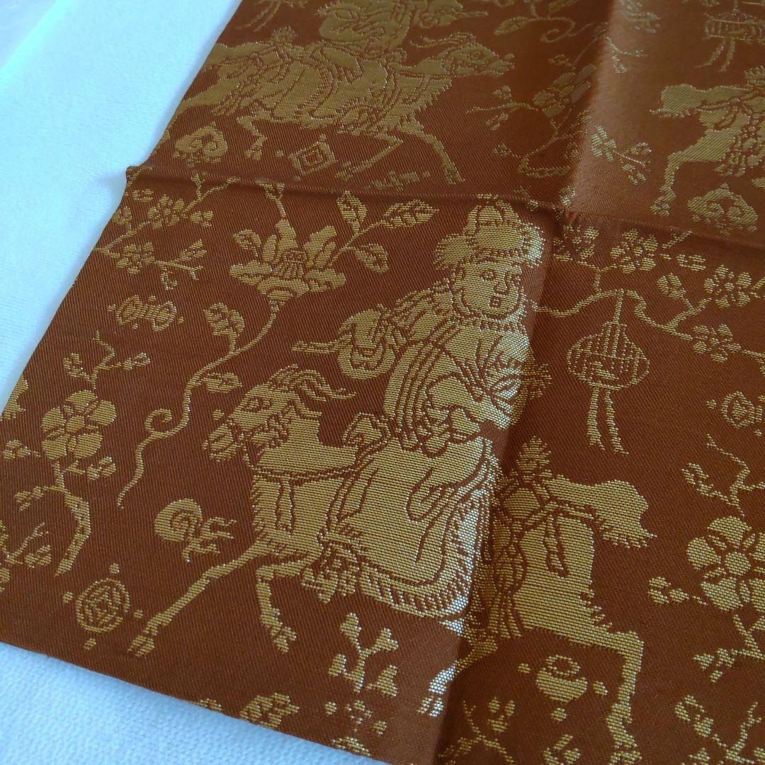 なかざわ織物 騎羊人物椿梅折枝文様金襴 茶道 帛紗 - メルカリ
