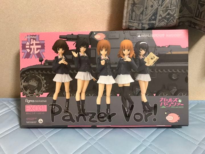 ガールズ&パンツァー　Ⅳ号戦車　あんこうチーム　ガルパン　西住まほ　島田アリス