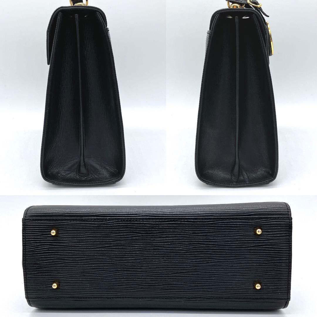 【Valentino Garavani】2wayバッグ　ハンドバッグ　ブラック