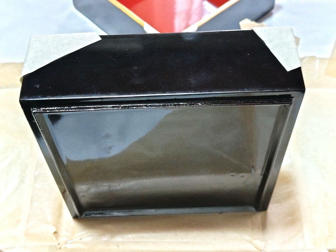 黒赤漆塗り　縁取り金色　2段重箱✕2　木箱入り　天然木