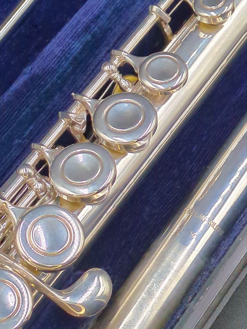 フルート　調整済　ヤマハ　YFL31（頭部管は銀製Ｅメカ銀メッキ仕様）