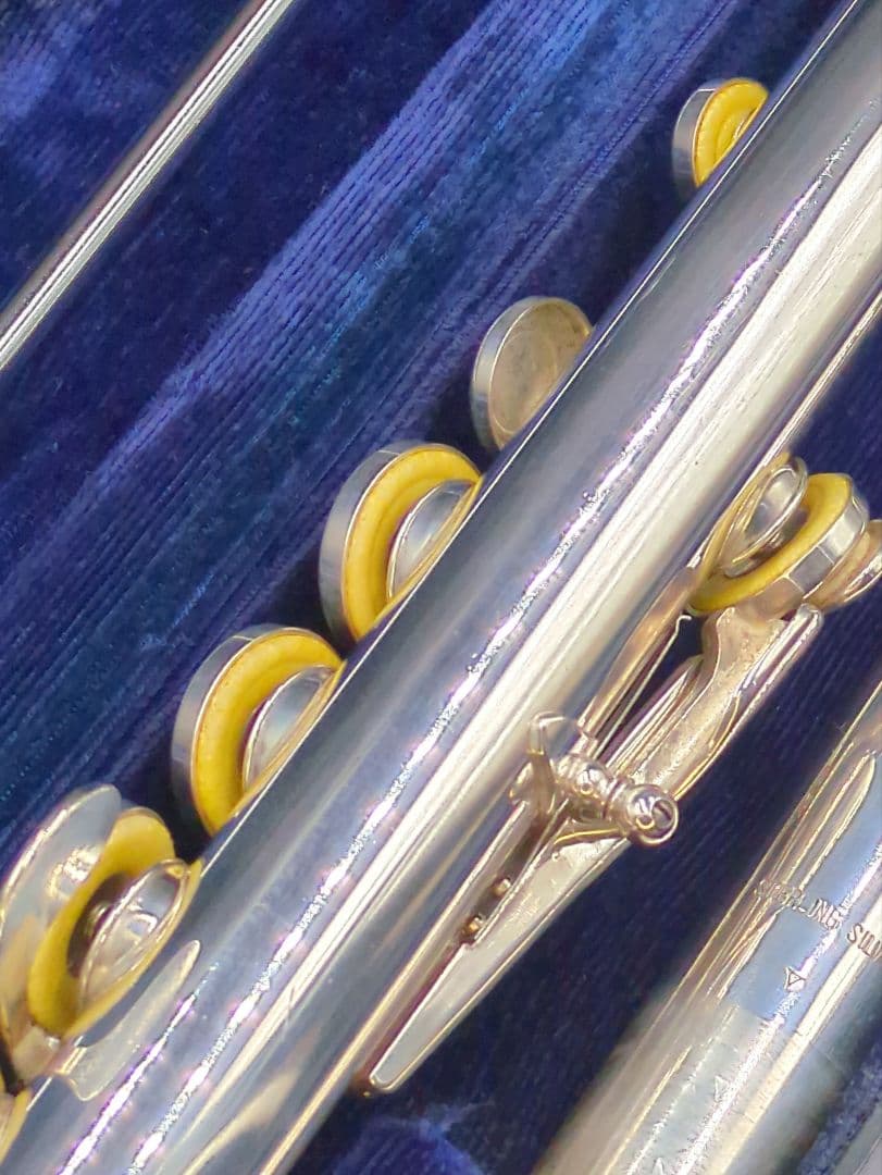 フルート　調整済　ヤマハ　YFL31（頭部管は銀製Ｅメカ銀メッキ仕様）