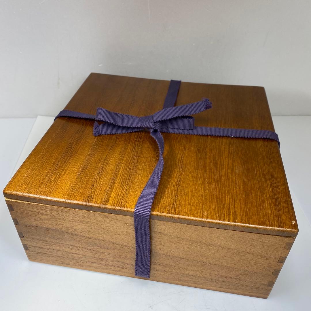 時代 鍋島焼 櫛目高台 七寸皿 共箱 直径21 4 タサオ 東な