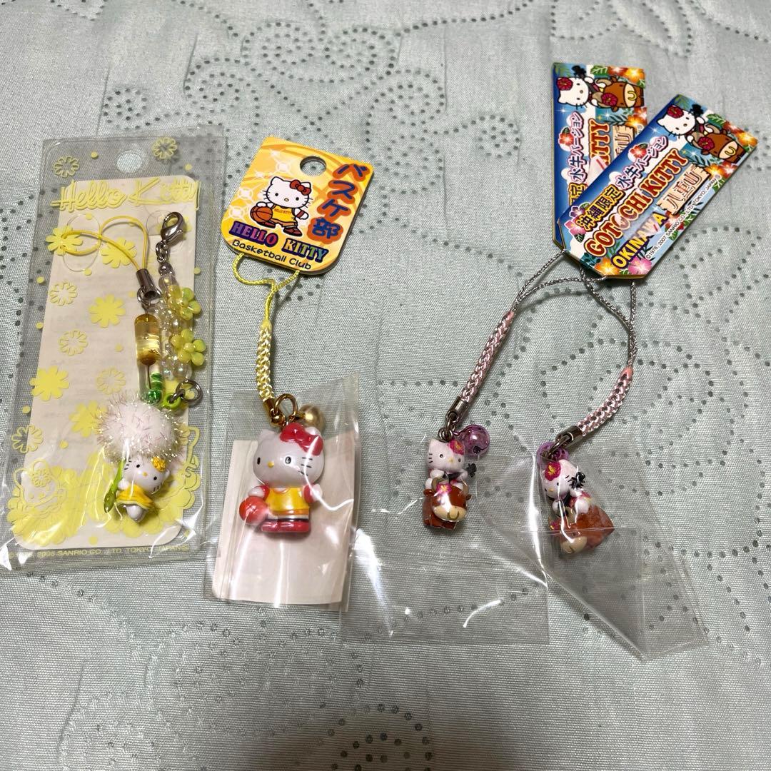 Hello kitty(ハローキティ) 根付け ストラップ他(平成キティ)64個