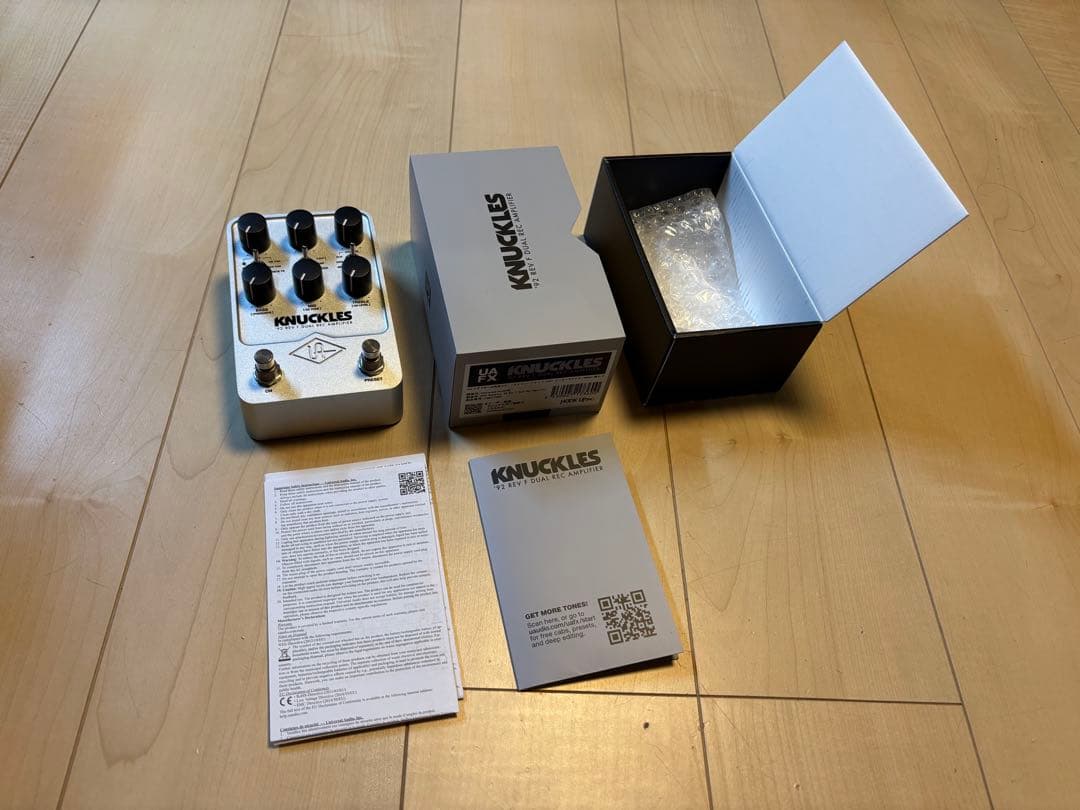 UAFX KNUCKLES エフェクター