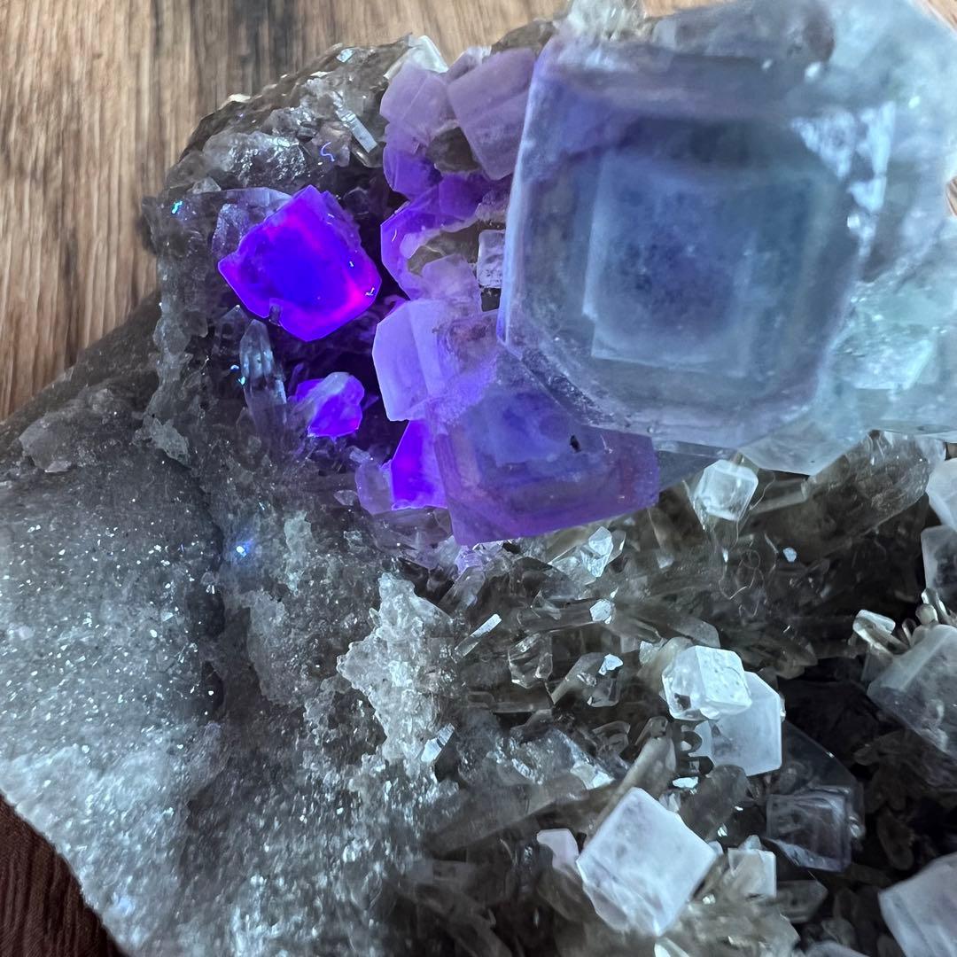 フローライト 水晶 共生 ドゥルージー P 鉱物 標本 原石