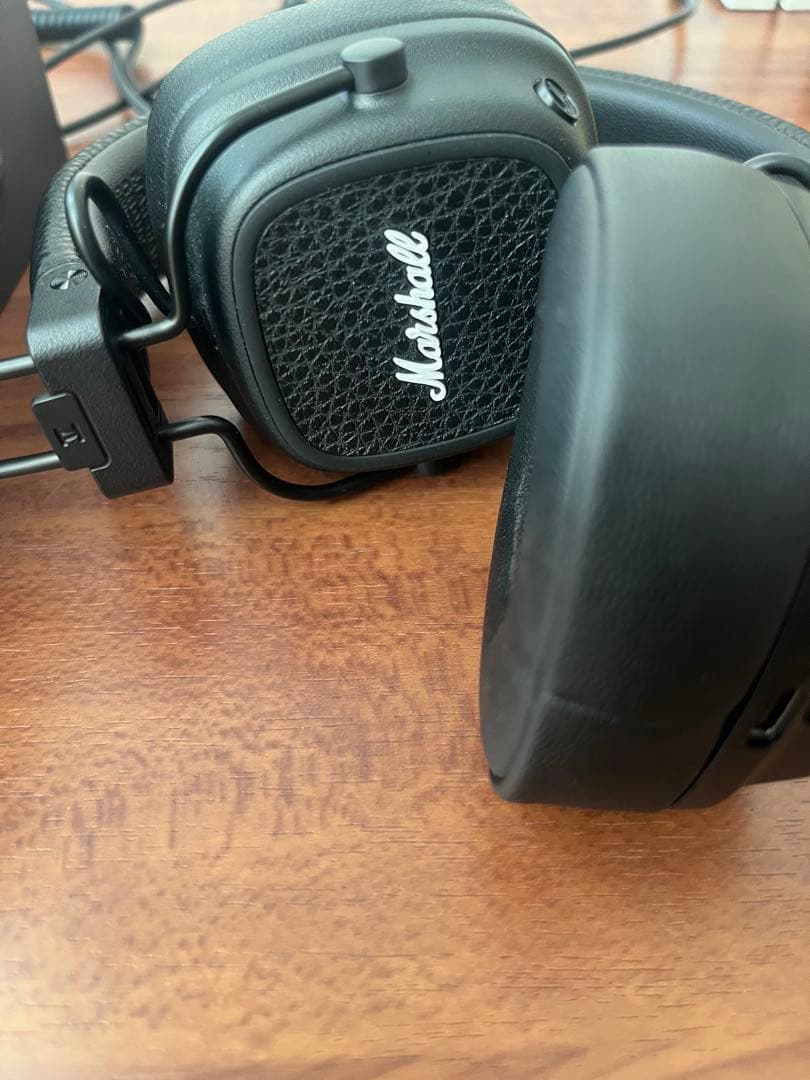 Marshall Major Ⅴ 国内正規品 美品 箱 付属品あり - メルカリ