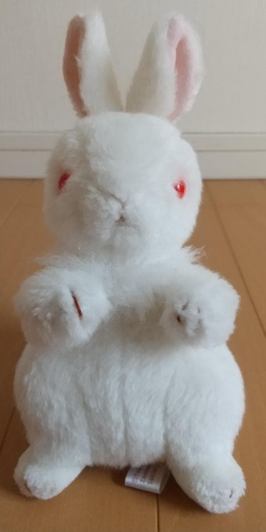 赤い目のうさぎ お座りウサギ うさぎ 自立 ぬいぐるみ クリスマス