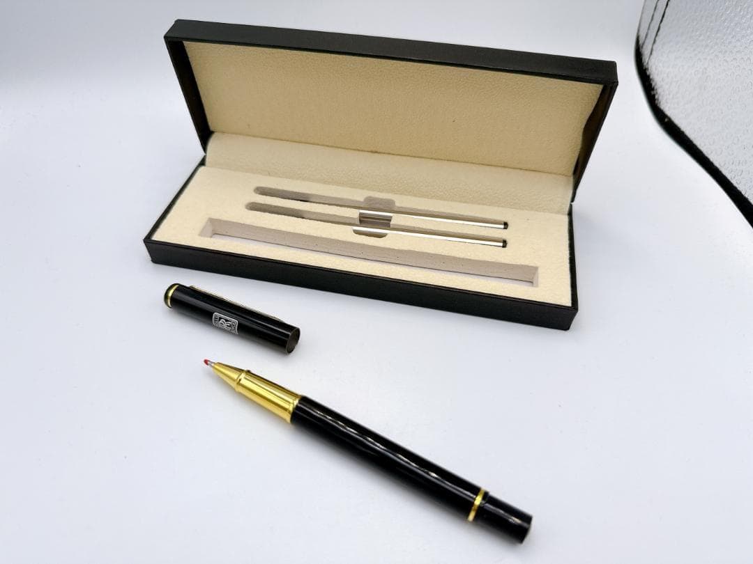 ロールスロイス Rolls Royce ボールペン ロゴ刻印入り 替芯付き-専門に