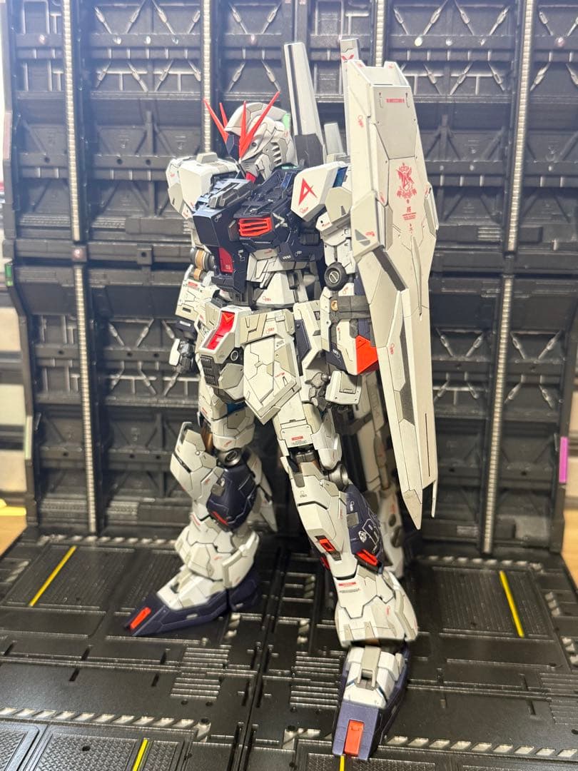 ジュン様へMG νガンダム　HWS 完成品