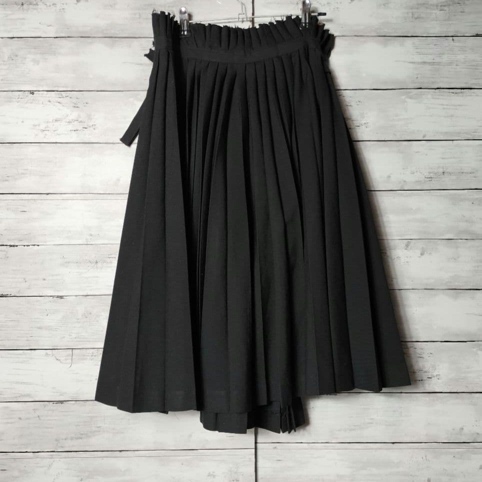 ジュンヤワタナベコムデギャルソン ひざ丈ラップスカート プリーツ 黒