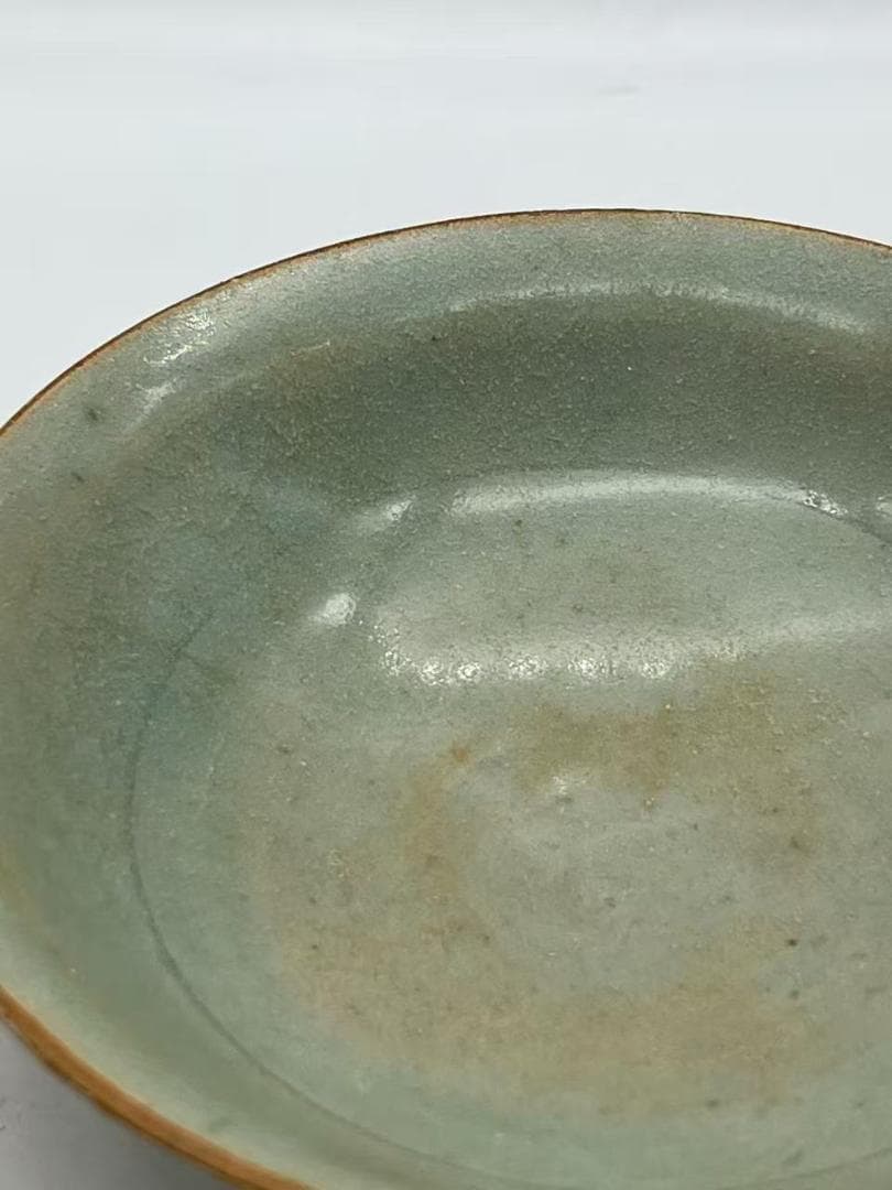 宋時代 青磁 影青蓮瓣文碗 高台墨文字入り 耀州窯 茶盞 ショップ 青瓷